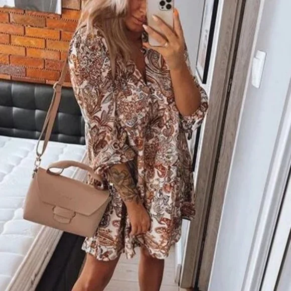 Paisley Print Long sleeved Ruffle Hem Smock Mini Dress - Picture 2 of 8